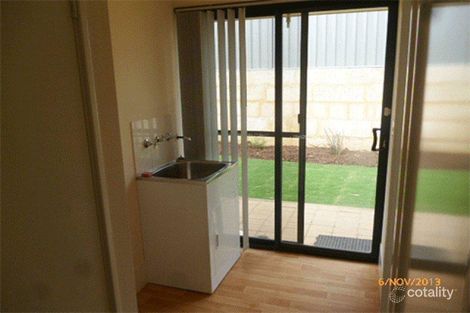 Property photo of 25 Milverton Loop Leda WA 6170