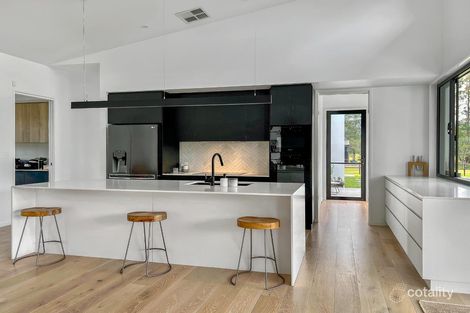 Property photo of 23 Echidna Lane Lake Macdonald QLD 4563