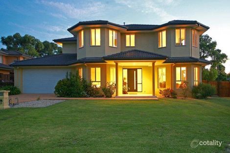 2 Commonwealth Tce, Sandhurst, VIC 3977