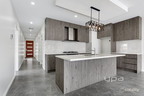 Property photo of 26 Vermilion Drive Greenvale VIC 3059