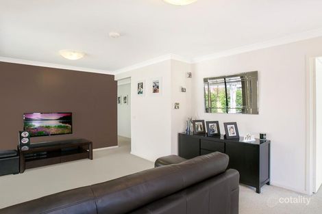 Property photo of 11 Silverleaf Row Menai NSW 2234