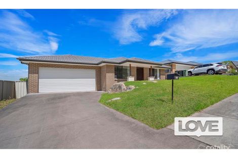 26 Ayes Ave, Cameron Park, NSW 2285