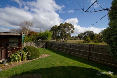 Property photo of 23 Peter Godden Drive Woodend VIC 3442