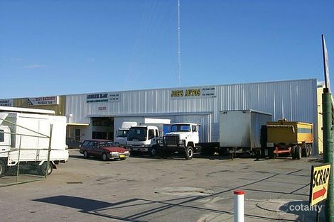 302 Gnangara Rd, Landsdale, WA 6065