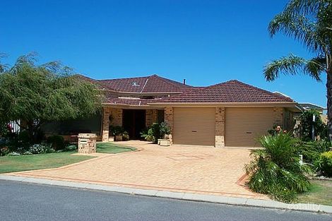 11 Ormond Ct, Woodvale, WA 6026