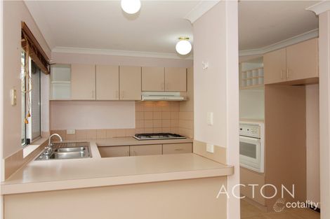 2/72 Macleod Rd, Applecross, WA 6153