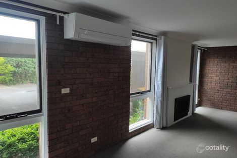 Property photo of 11/32 Fairlie Avenue Macleod VIC 3085