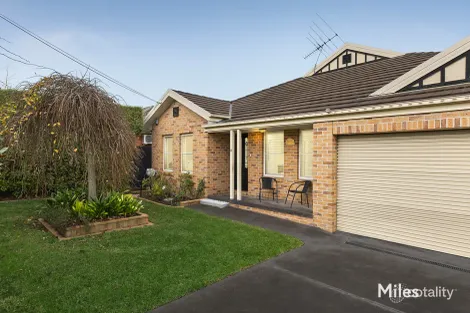 Property photo of 13 Wattle Drive Watsonia VIC 3087