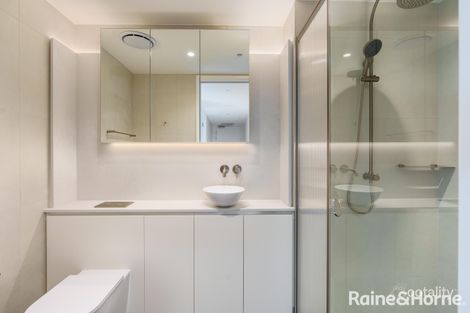 Property photo of 308/31 Honeysuckle Drive Newcastle NSW 2300