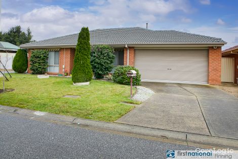 Property photo of 2 Suaad Court Cranbourne West VIC 3977