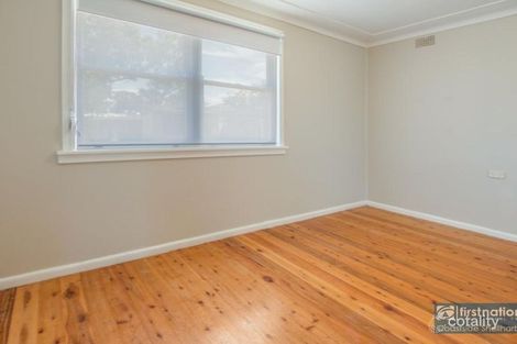 Property photo of 5 Madigan Boulevard Mount Warrigal NSW 2528