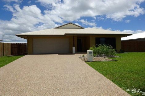 Property photo of 28 Bluewattle Boulevard Rasmussen QLD 4815