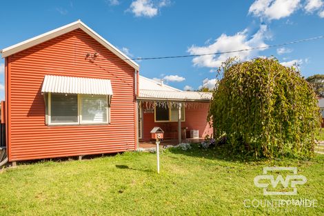 Property photo of 8 Cameron Lane Glen Innes NSW 2370