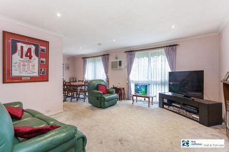 Property photo of 230 Gladstone Road Dandenong North VIC 3175
