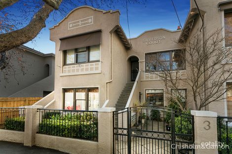 1/3 Ruskin St, Elwood, VIC 3184