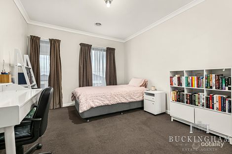 Property photo of 64 Trillium Boulevard Mickleham VIC 3064