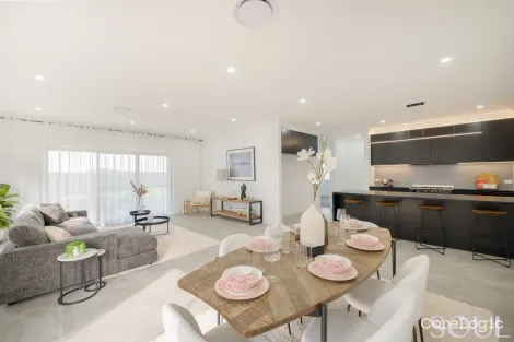 Property photo of 10 Merritt Circuit Griffith NSW 2680