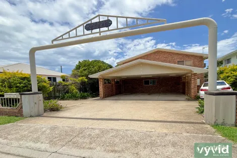 Property photo of 2/8 Off Lane Gladstone Central QLD 4680