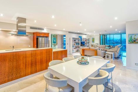 Property photo of 4/20-24 Hughes Avenue Main Beach QLD 4217