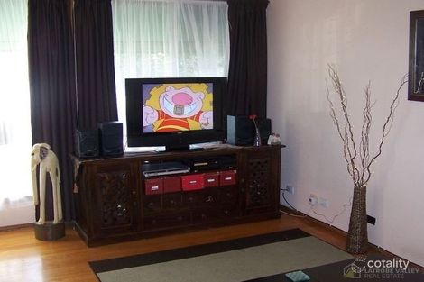 Property photo of 11 Dawson Street Rosedale VIC 3847