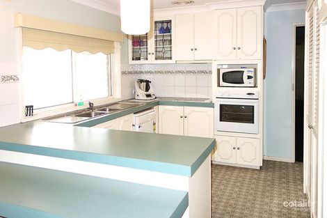 Property photo of 53 Geneva Crescent Lake Albert NSW 2650