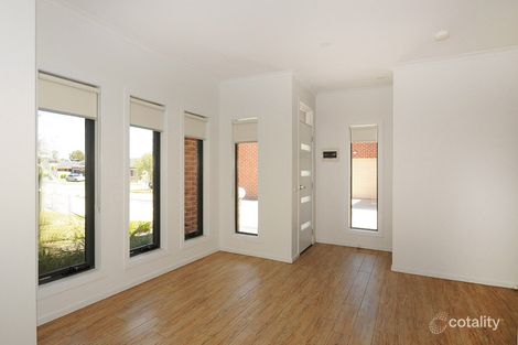 Property photo of 2/27 Brunnings Road Carrum Downs VIC 3201
