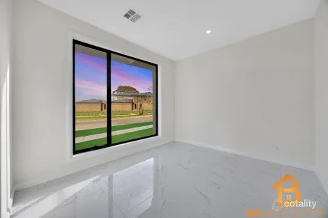 Property photo of 19 Ziggy Road Wyndham Vale VIC 3024