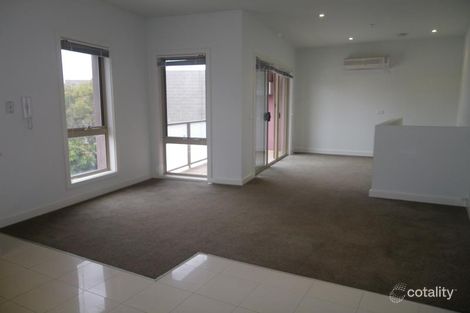 Property photo of 8/101-103 Orrong Crescent Caulfield North VIC 3161