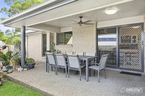 Property photo of 1/13 Plum Tree Close Taranganba QLD 4703