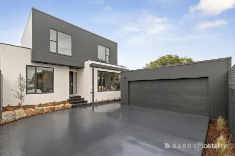 2/44 Third Ave, Rosebud, VIC 3939