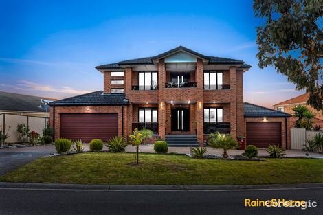 Property photo of 3 Parslow Crescent Lynbrook VIC 3975