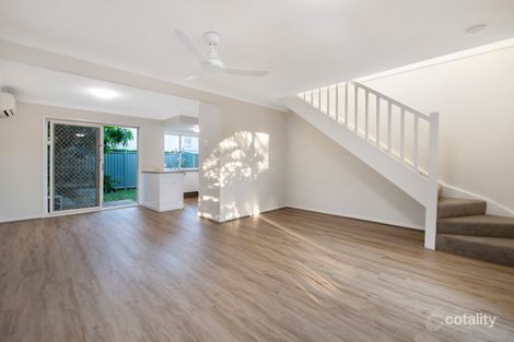 Property photo of 32/2 St Kevins Avenue Benowa QLD 4217
