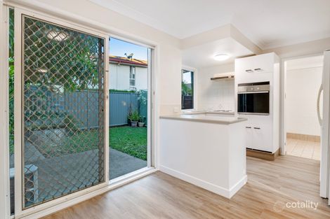 Property photo of 32/2 St Kevins Avenue Benowa QLD 4217