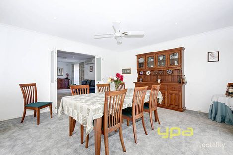 Property photo of 27 Katrina Drive Gladstone Park VIC 3043