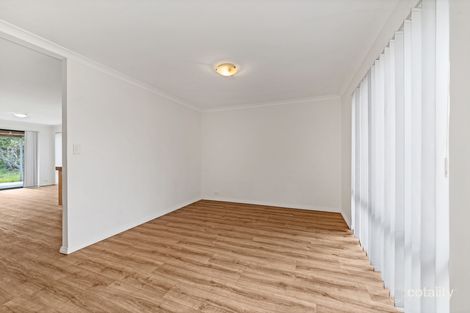 Property photo of 19 Luderick Grove Warnbro WA 6169