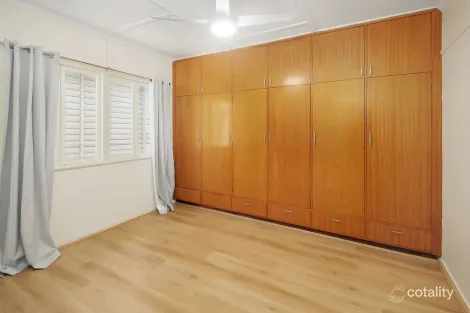 Property photo of 43 Dawson Road Upper Mount Gravatt QLD 4122