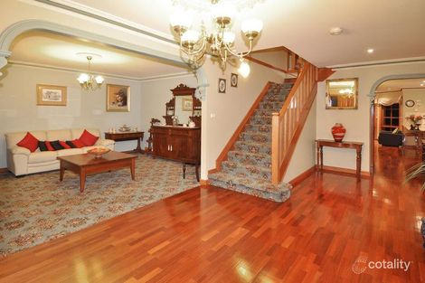Property photo of 12 King Circuit Caroline Springs VIC 3023