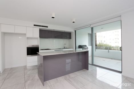 Property photo of 205/34 Picnic Point Esplanade Maroochydore QLD 4558