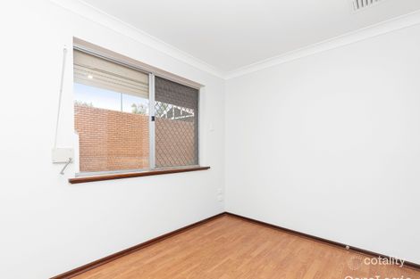 Property photo of 11 Lowan Loop Karawara WA 6152