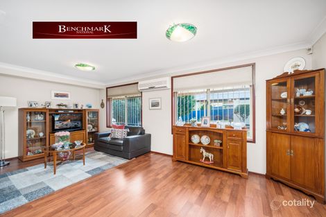 Property photo of 13 Fernleaf Court Wattle Grove NSW 2173