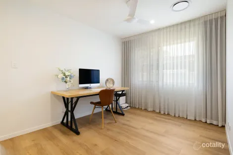 Property photo of 2/17 Key West Broadbeach Waters QLD 4218