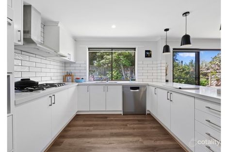 Property photo of 3 Membery Way Warrnambool VIC 3280