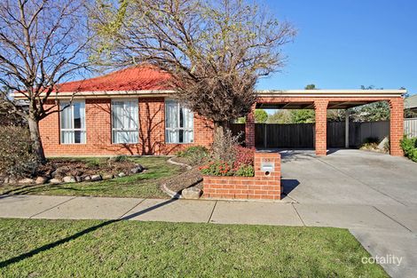 33 Edinburgh Cct, West Wodonga, VIC 3690