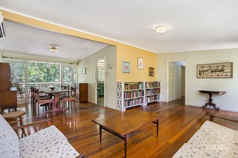 Property photo of 14 Fairholme Street Kenmore QLD 4069