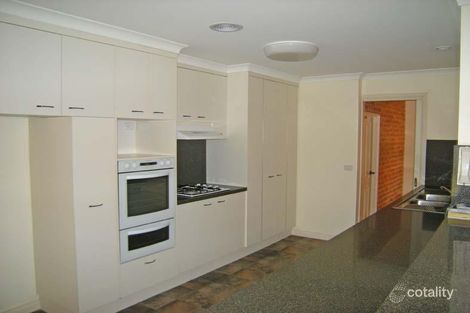 Property photo of 23 Amalfi Drive Lavington NSW 2641