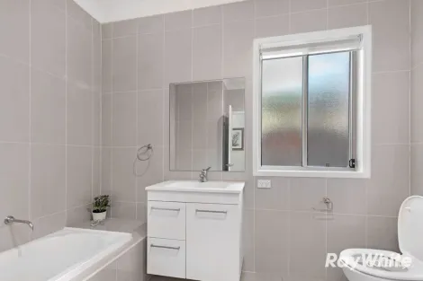 Property photo of 3 Pebble Crescent The Ponds NSW 2769