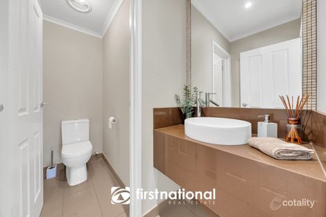 Property photo of 25 Georgette Crescent Endeavour Hills VIC 3802