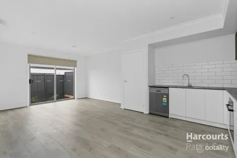 Property photo of 9 Oleander Circuit Beveridge VIC 3753