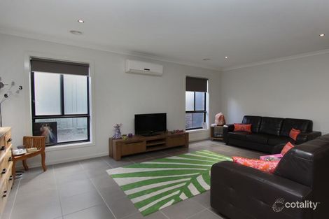 Property photo of 27 Pembury Way Wyndham Vale VIC 3024