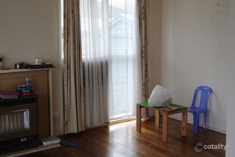 Property photo of 19 Koonalda Grove Dandenong North VIC 3175